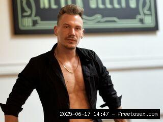 Latex, Tatoo, Leather, Flexing, Nipple play, Dirty talk, Sph, Joi, Snapshot..., flexing 15