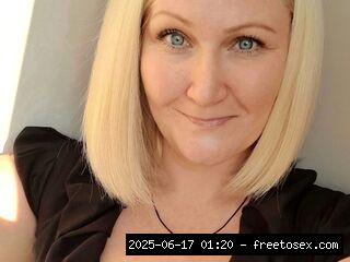 Natural, Tatoo, Leather, Shaved, Snapshot, Footsex, Striptease, Smoke cigar..., Best Mature 18