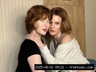 Snapshot, Lesbian, White..., Snapshot 6