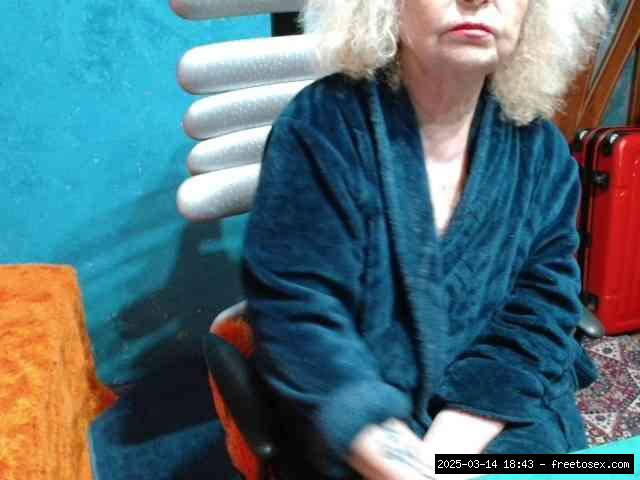 Group chat for 20 39 tokens, Full privates for 90 tokens, Privates for 30 5..., bbw grannies 11