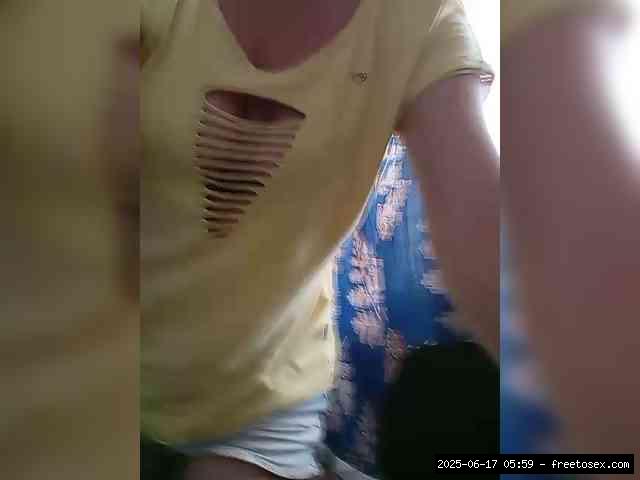 Shaved white, Shaved mature, Group chat for 40 tokens, Full privates for 90..., enjoying 11