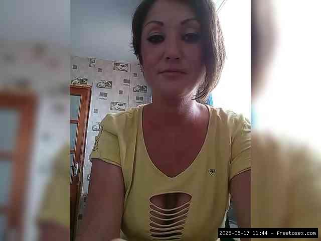 Shaved white, Shaved mature, Group chat for 40 tokens, Full privates for 90..., Mobile Live 16