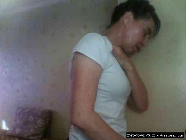 Group chat for 20 39 tokens, Full privates for 90 tokens, Privates for 60 8..., Stripping 2