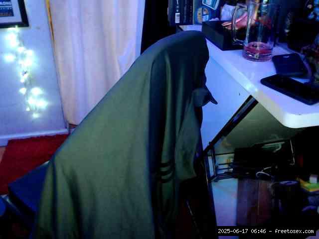 Shaved ebony, Shaved babes, Group chat for 20 39 tokens, Full privates for ..., Self Sucking 0
