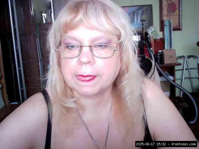Group chat for 40 tokens, Full privates for 90 tokens, Privates for 60 89 t..., Nicecock 4