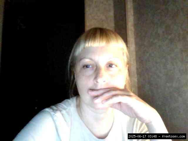 Group chat for 40 tokens, Full privates for 90 tokens, Privates for 90 toke..., trimmed 11