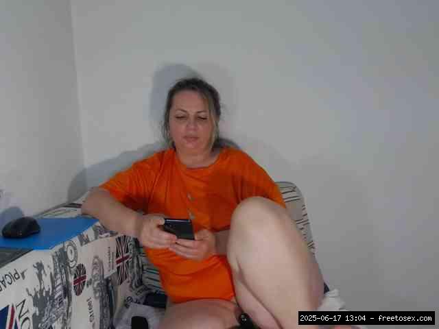 Shaved white, Shaved mature, Group chat for 40 tokens, Full privates for 90..., American Mature 2