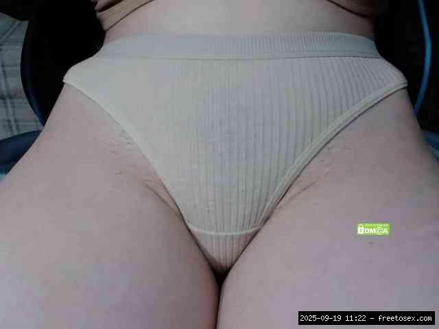 Group chat for 20 39 tokens, Full privates for 60 89 tokens, Privates for 3..., brunette hair 15