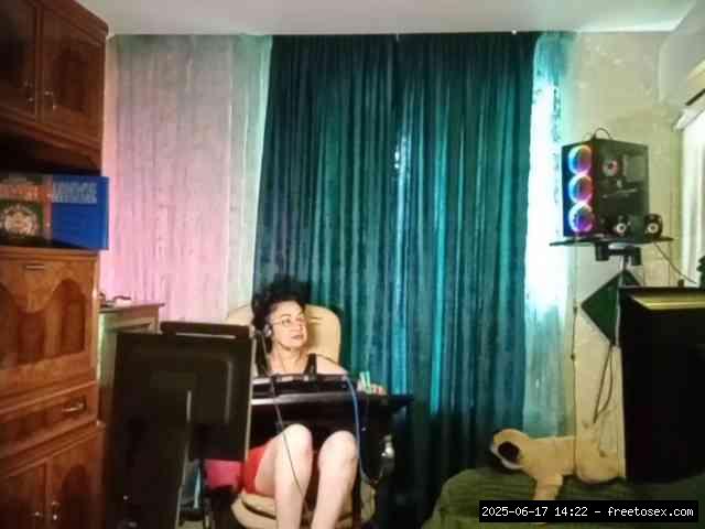 Group chat for 40 tokens, Full privates for 30 59 tokens, Privates for 30 5..., russian petite 11