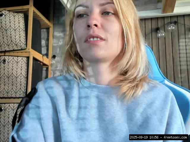 Shaved white, Shaved babes, Group chat for 40 tokens, Full privates for 90 ..., shaved pussy 19