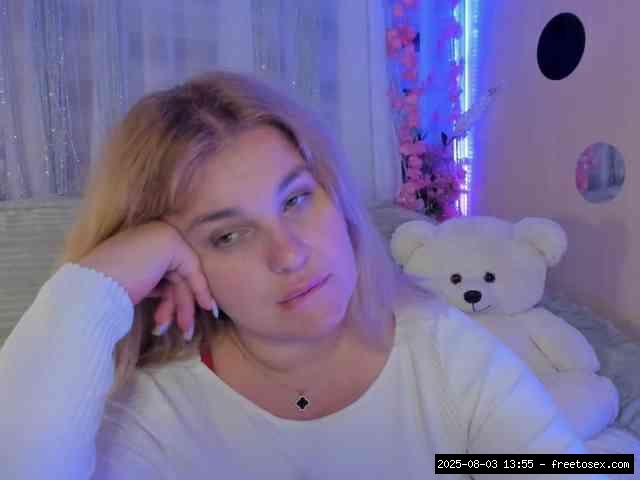 Shaved white, Shaved mature, Group chat for 20 39 tokens, Full privates for..., muffdiving 17