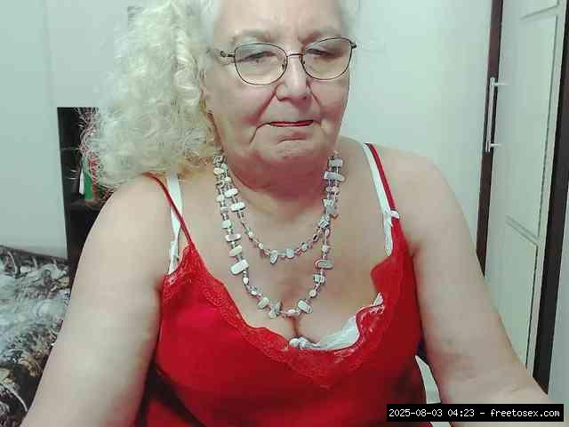Group chat for 40 tokens, Full privates for 90 tokens, Privates for 30 59 t..., Grannies 16