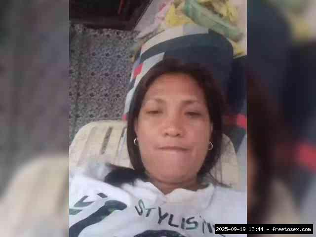 Group chat for 20 39 tokens, Full privates for 90 tokens, Privates for 60 8..., Fingering Asian 12