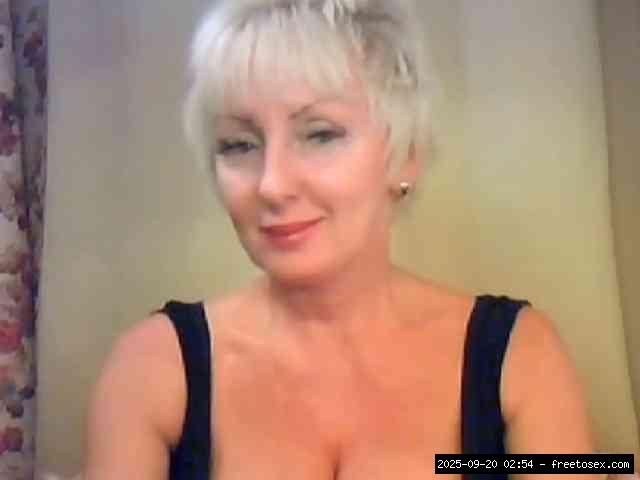 Group chat for 20 39 tokens, Full privates for 30 59 tokens, Privates for 3..., ukrainian grannies 9