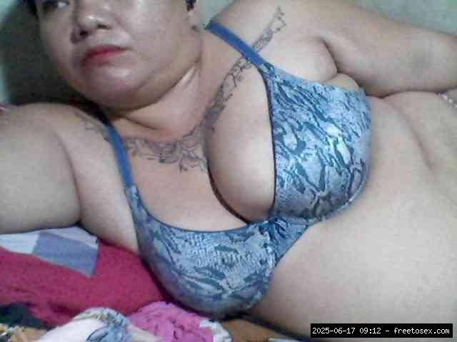 Group chat for 20 39 tokens, Full privates for 30 59 tokens, Privates for 3..., veiny 1