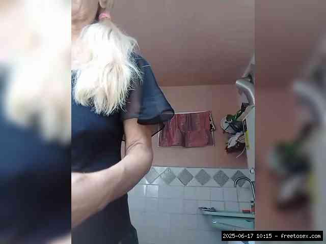 Shaved white, Shaved mature, Group chat for 40 tokens, Full privates for 90..., chatting 19