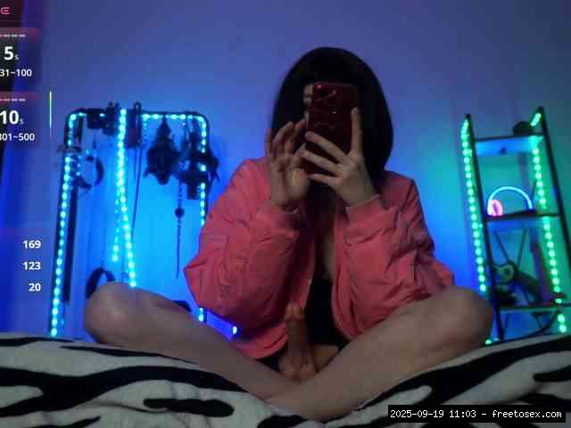 Shaved white, Shaved mature, Group chat for 40 tokens, Full privates for 90..., ukrainian mature 9