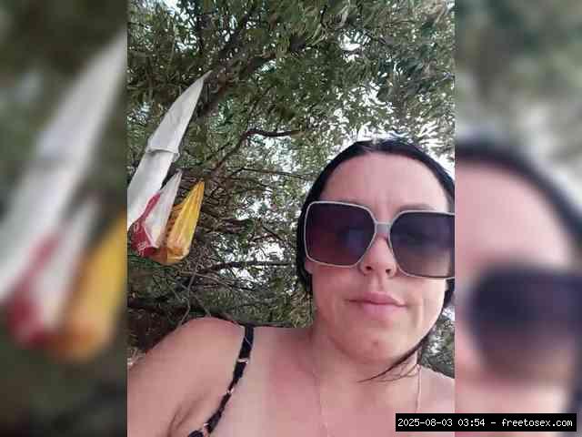 Dirty talk, Shaved white, Shaved babes, Group chat for 20 39 tokens, Full p..., fucking pussy 1