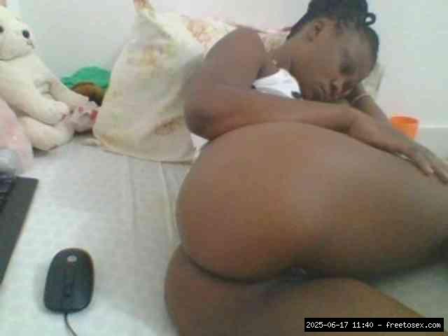 Group chat for 20 39 tokens, Full privates for 90 tokens, Privates for 60 8..., pussyeating 9