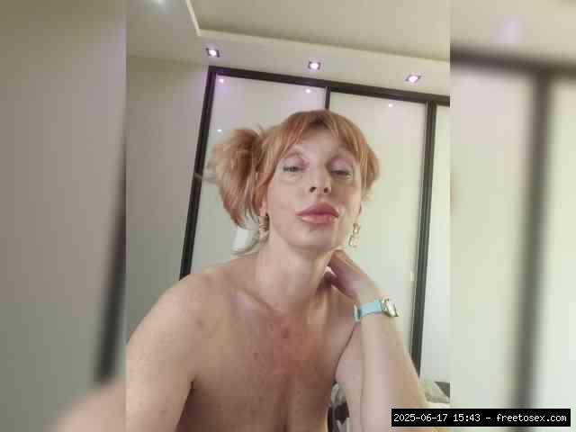 Group chat for 40 tokens, Full privates for 90 tokens, Privates for 60 89 t..., Italian Mature 18