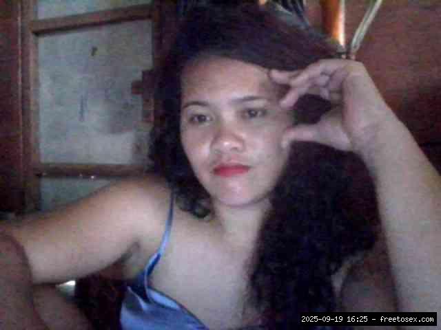 Group chat for 20 39 tokens, Full privates for 30 59 tokens, Privates for 3..., curvy brunette 17