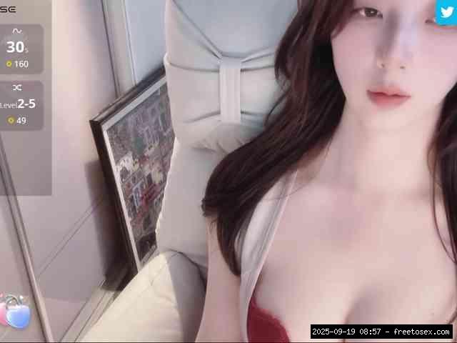 Group chat for 40 tokens, Full privates for 90 tokens, Privates for 90 toke..., ball sucking 7