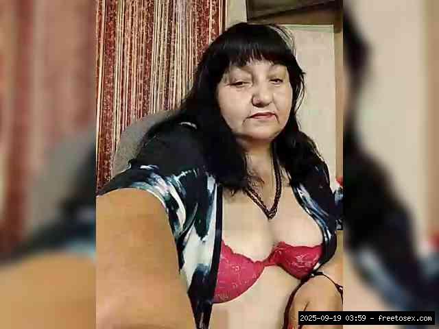 Group chat for 40 tokens, Full privates for 90 tokens, Privates for 60 89 t..., chatting 17