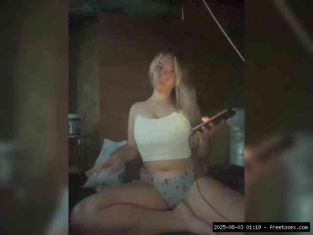 Shaved white, Shaved teens, Group chat for 40 tokens, Full privates for 90 ..., Curvy Teens 2