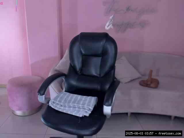 Shaved latina, Shaved babes, Group chat for 20 39 tokens, Full privates for..., Softcock 12