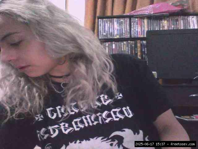 Group chat for 20 39 tokens, Full privates for 30 59 tokens, Privates for 3..., Dominate 10