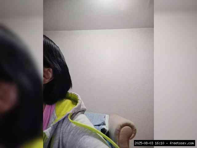 Shaved white, Shaved mature, Group chat for 40 tokens, Full privates for 60..., house 11