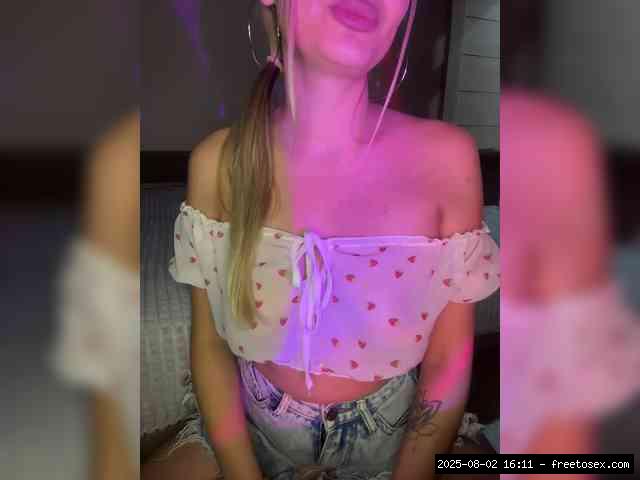 Shaved white, Shaved babes, Group chat for 20 39 tokens, Full privates for ..., Rubbing 12
