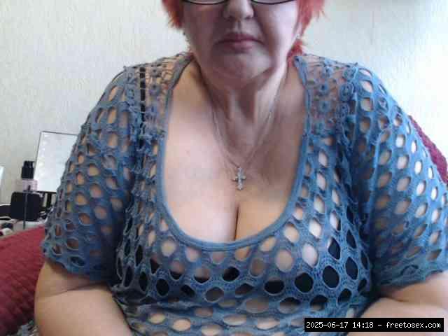 Shaved white, Shaved mature, Group chat for 10 19 tokens, Full privates for..., recordable privates 9