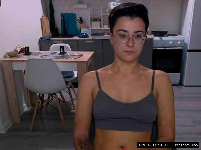 Full privates for 90 tokens, Privates for 60 89 tokens, American, White bab..., Housewifes Babes 10