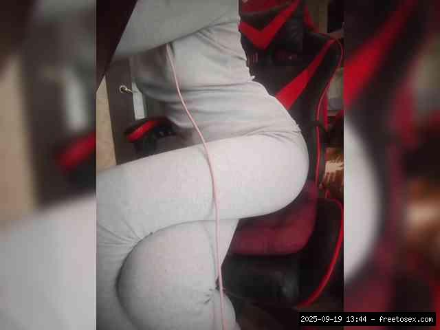 Shaved white, Shaved mature, Group chat for 40 tokens, Full privates for 90..., Cheap Privates Mature 2