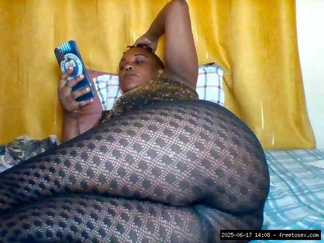 Group chat for 20 39 tokens, Full privates for 90 tokens, Privates for 60 8..., american bbw 11