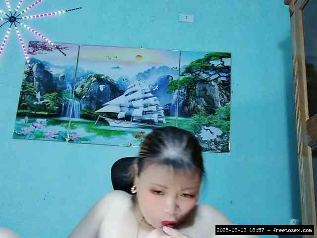 Group chat for 10 19 tokens, Full privates for 30 59 tokens, Privates for 3..., hunk 5