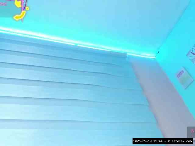 Group chat for 20 39 tokens, Full privates for 90 tokens, Privates for 60 8..., Suck 14