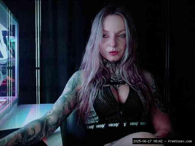 Group chat for 40 tokens, Full privates for 60 89 tokens, Privates for 30 5..., Blonde Babes 0