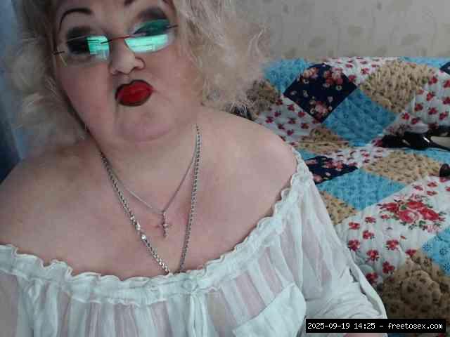 Group chat for 20 39 tokens, Full privates for 90 tokens, Privates for 60 8..., bbw grannies 13