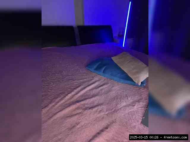 Group chat for 40 tokens, Full privates for 90 tokens, Privates for 90 toke..., Squirt Teens 0