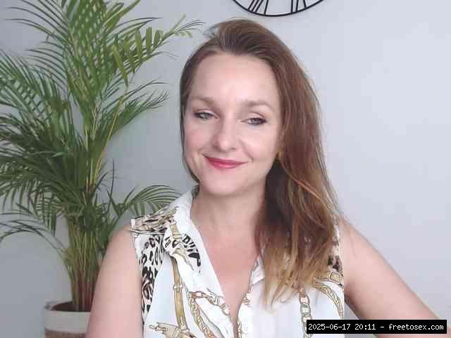 Shaved white, Shaved mature, Group chat for 20 39 tokens, Full privates for..., Cbt 12