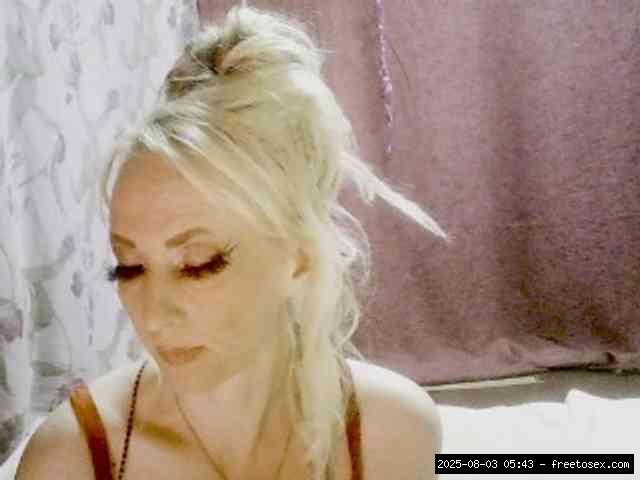 Group chat for 40 tokens, Full privates for 60 89 tokens, Privates for 30 5..., hairy white 3