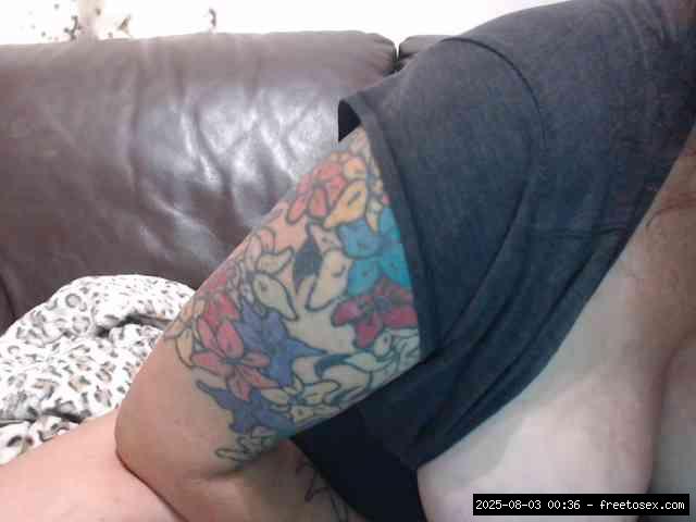 Shaved white, Shaved mature, Full privates for 60 89 tokens, Privates for 6..., Assplug 8
