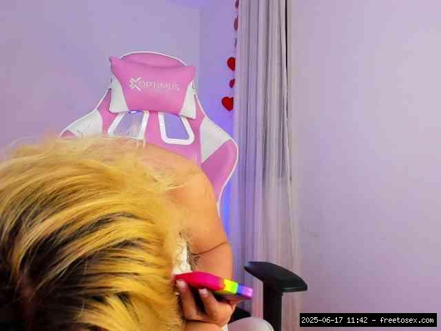 Group chat for 20 39 tokens, Full privates for 30 59 tokens, Privates for 3..., Privates For 30 59 Tokens 10