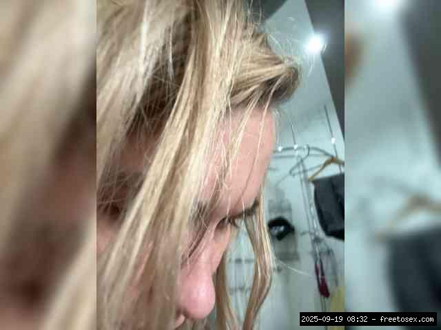 Shaved white, Shaved babes, Group chat for 20 39 tokens, Full privates for ..., Cheapest Privates White 4