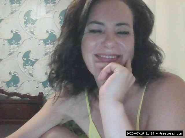 Shaved white, Shaved mature, Group chat for 20 39 tokens, Full privates for..., Luxurious Privates White 12
