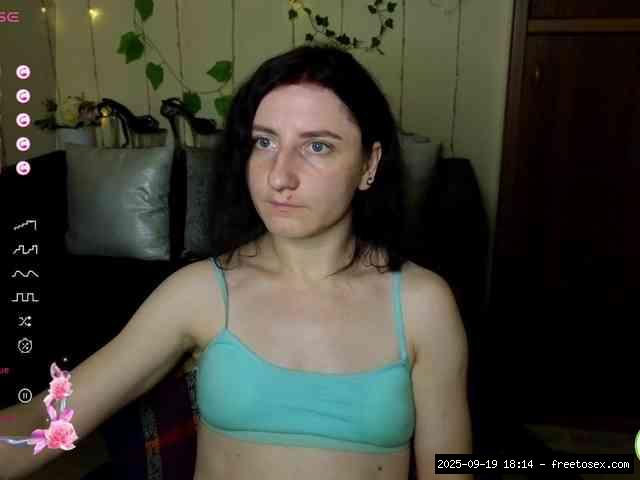 Group chat for 20 39 tokens, Full privates for 90 tokens, Privates for 60 8..., privates 60 1