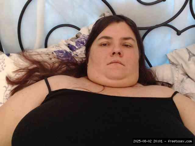 Shaved white, Shaved mature, Group chat for 40 tokens, Full privates for 30..., Full Privates For 30 59 Tokens 18