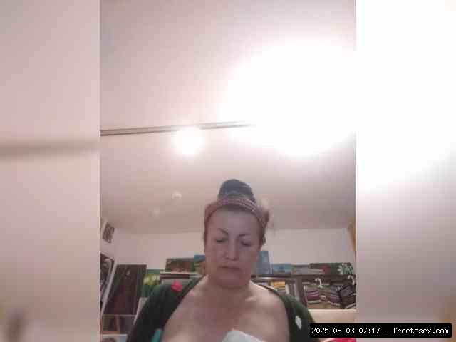 Shaved white, Shaved mature, Group chat for 10 19 tokens, Full privates for..., kissing 13